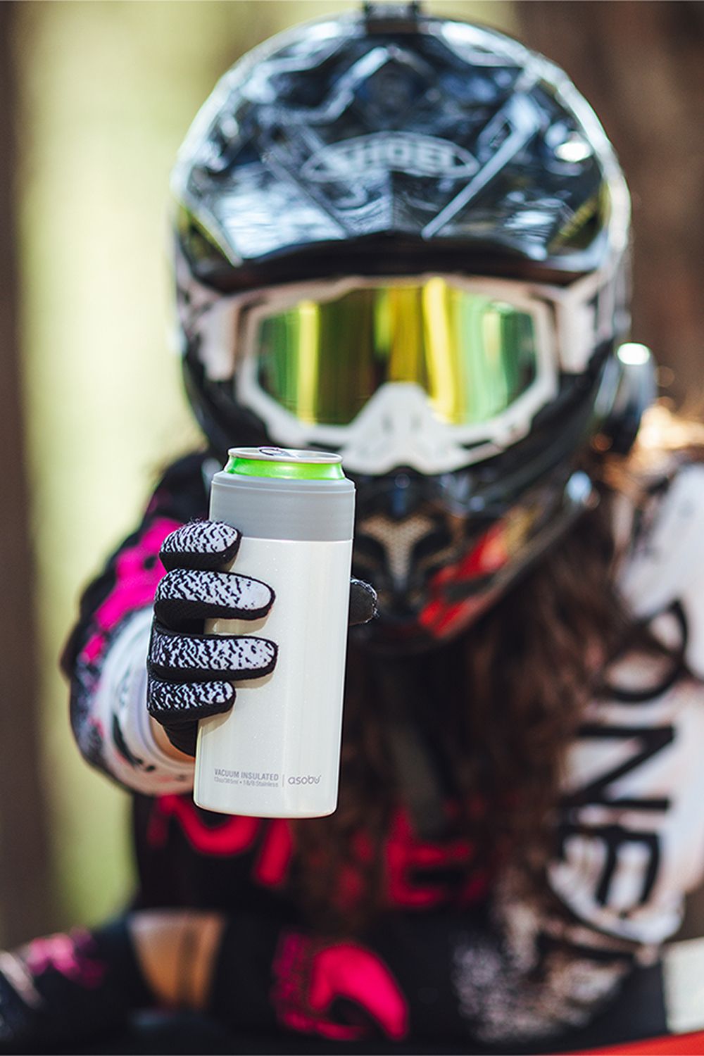 Asobu Skinny Can Kuzie Stainless Steel Insulated Sleeve, 350ml, White