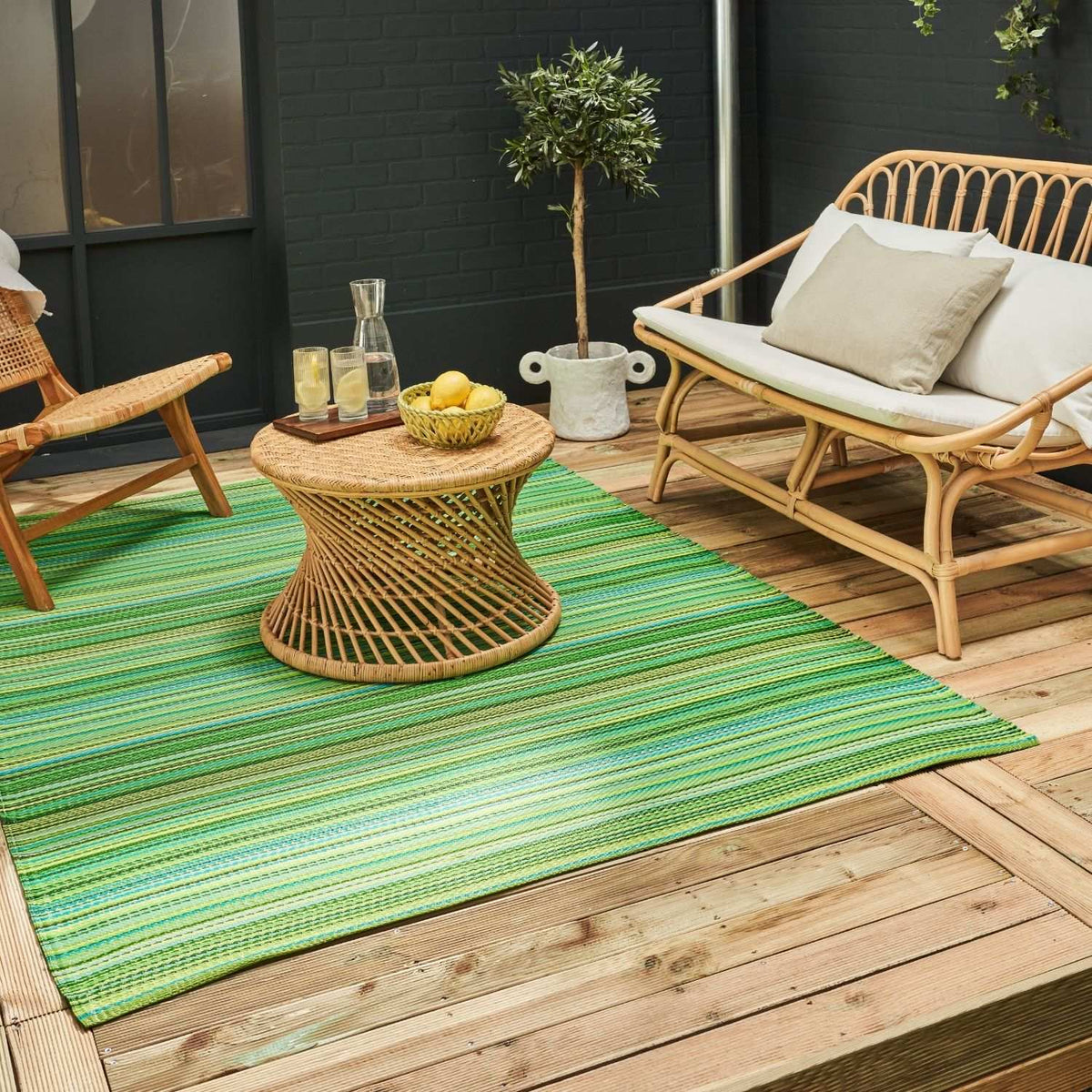 Rainbow Outdoor Waterproof Patio & Garden Rug - Green