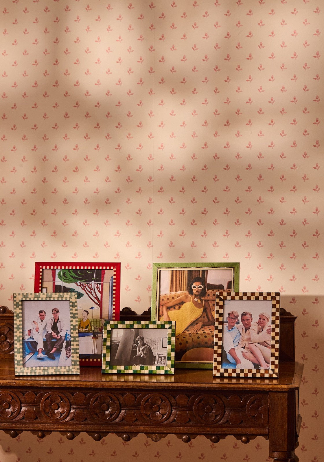 Red & White Striped Marquetry Frame 7.8x9.8 Wall & Desk | Casa by Josephine Jenno