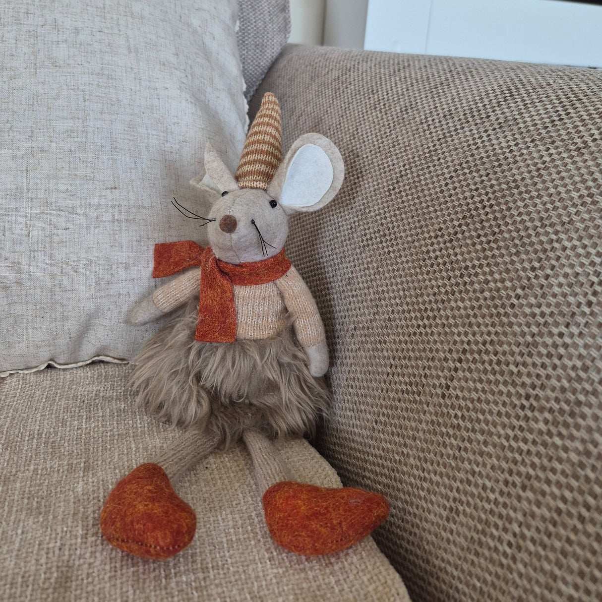 Blush & Bale Autumn Mouse Ornament Décor - 12cm x 8cm x 36cm