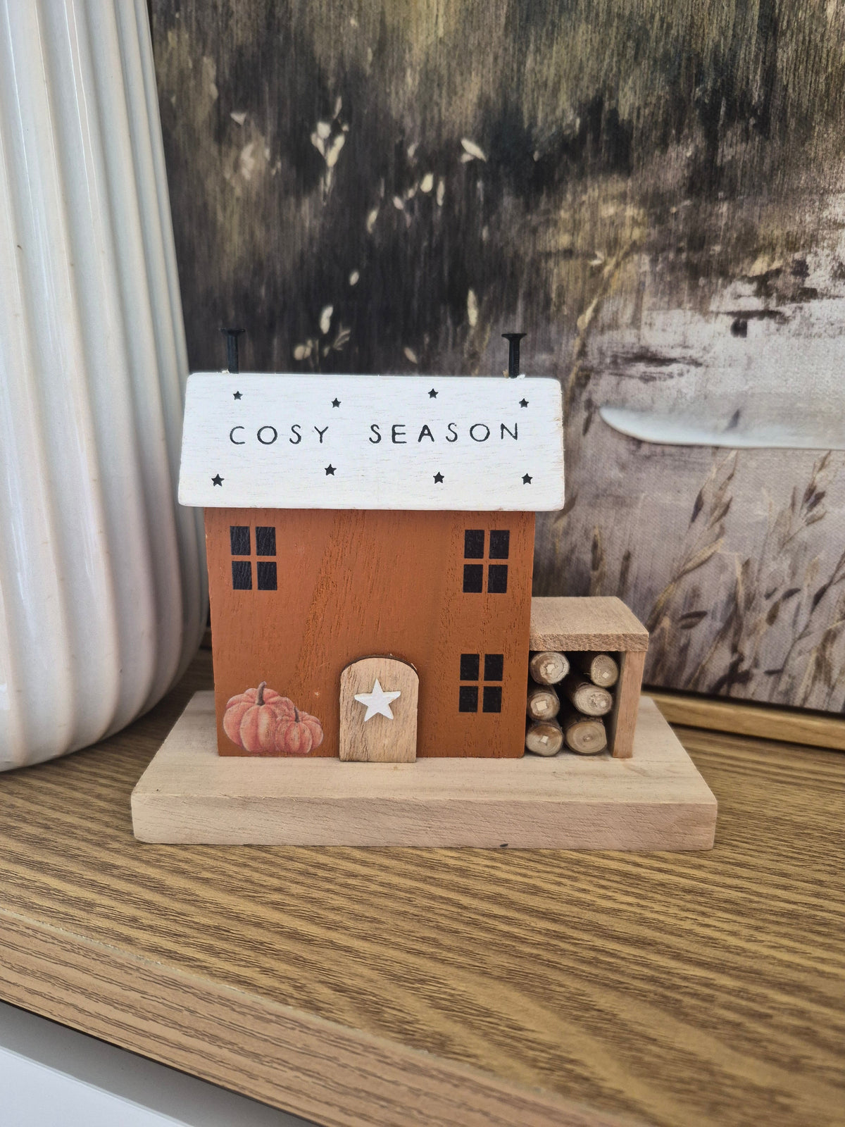 Blush & Bale Cosy Season House - 12 x 14 x 6cm