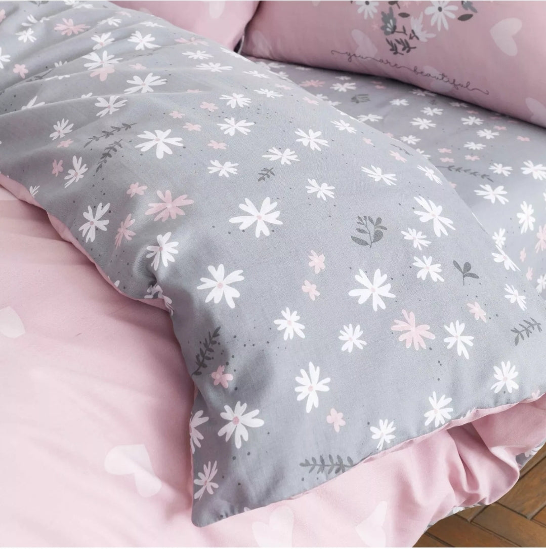 Blush & Bale Ditsy Heart Duvet Set