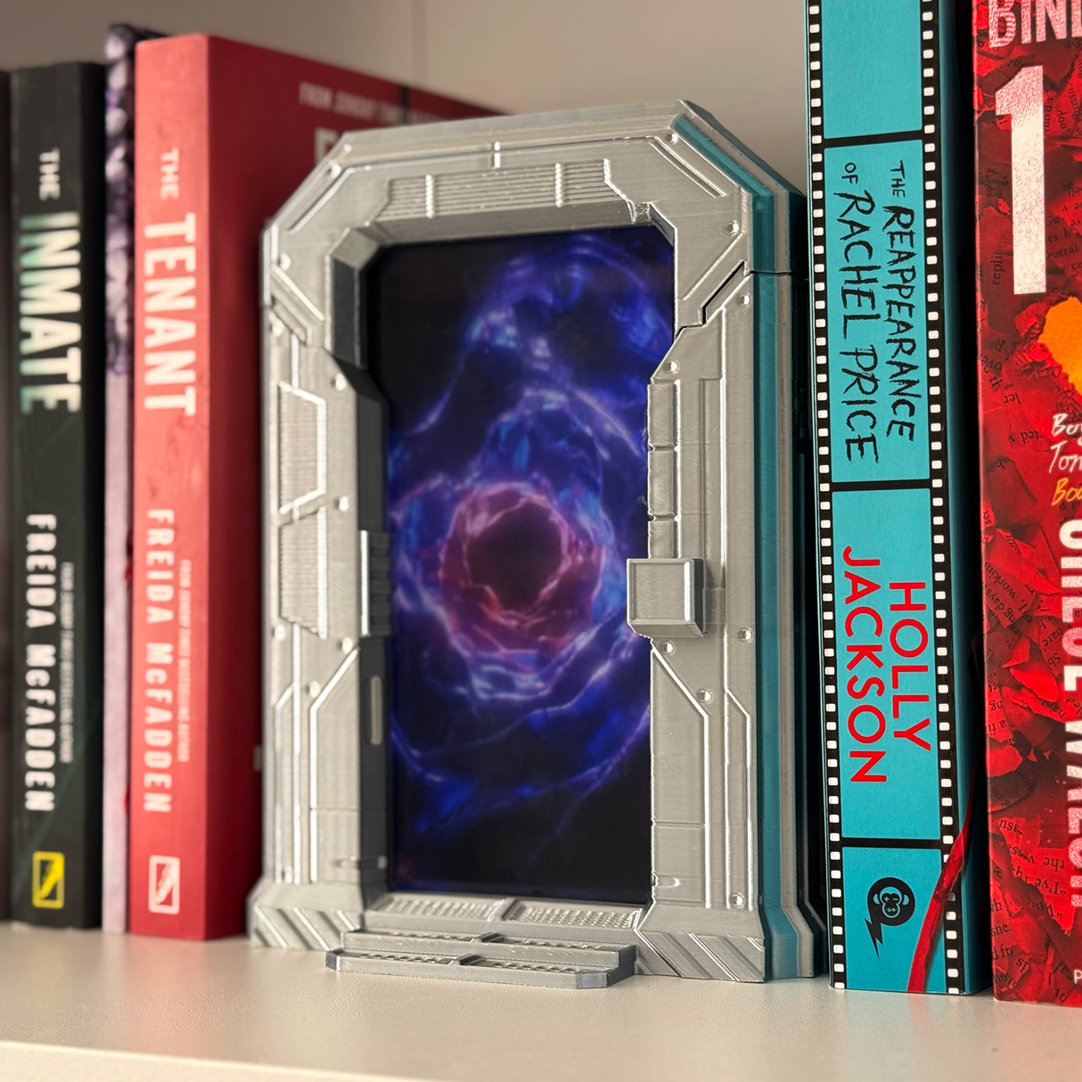 Filamora Studios Futuristic Portal Phone Holder Sci-Fi Stand