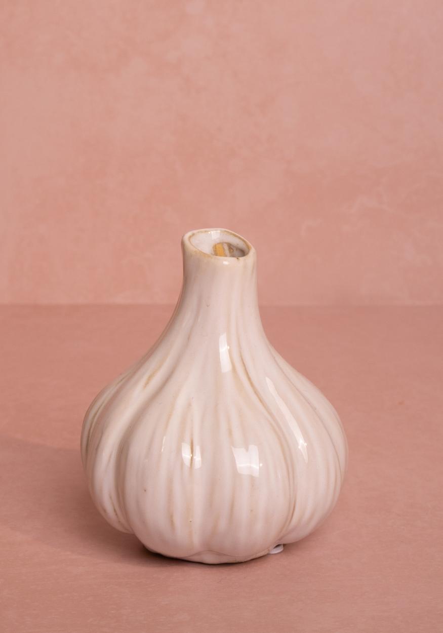 Casa by Josephine Jenno Garlic Bud Vase