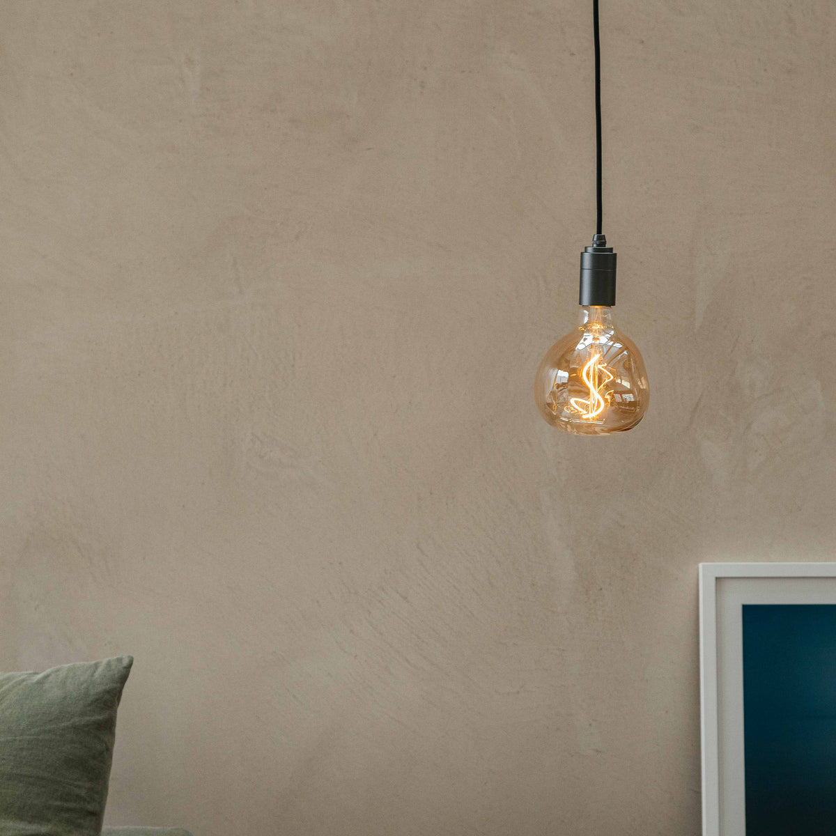 Tala Voronoi I Pendant Light in Graphite