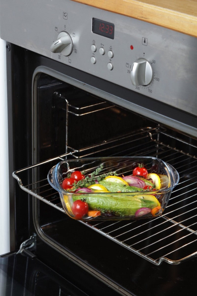 Image - Pyrex Cook & Heat Rectangular Glass Food Container with Patented Microwave Safe Lid, 23x15x6cm