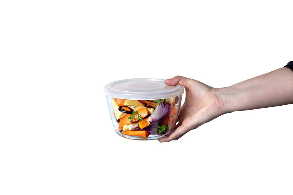 Image - Pyrex Cook & Freeze Glass Round Dish with Plastic Lid, 15cm