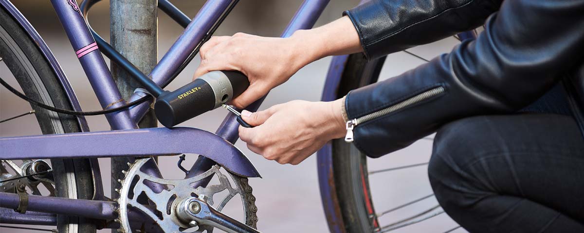 Image - Stanley U Shape Bike Lock, 14mm x 25mm