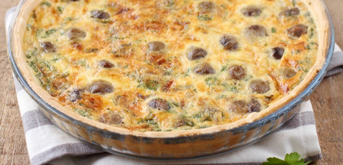 Image - Pyrex Classic Bake & Enjoy Tray + Pyrex Classic Glass Quiche Flan Dish Bundle