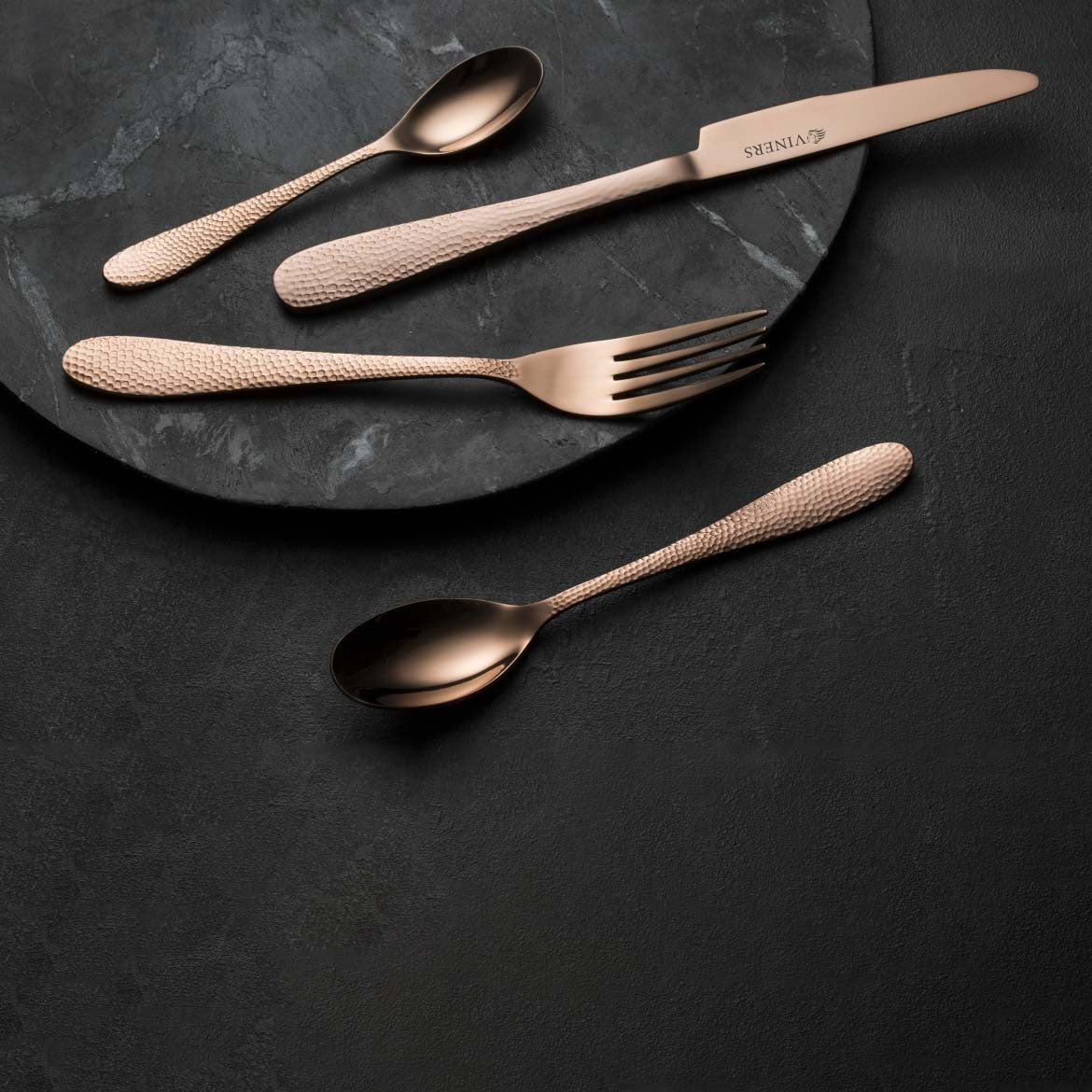 Image - Viners Aeris 18/0 16 Pce Cutlery Set