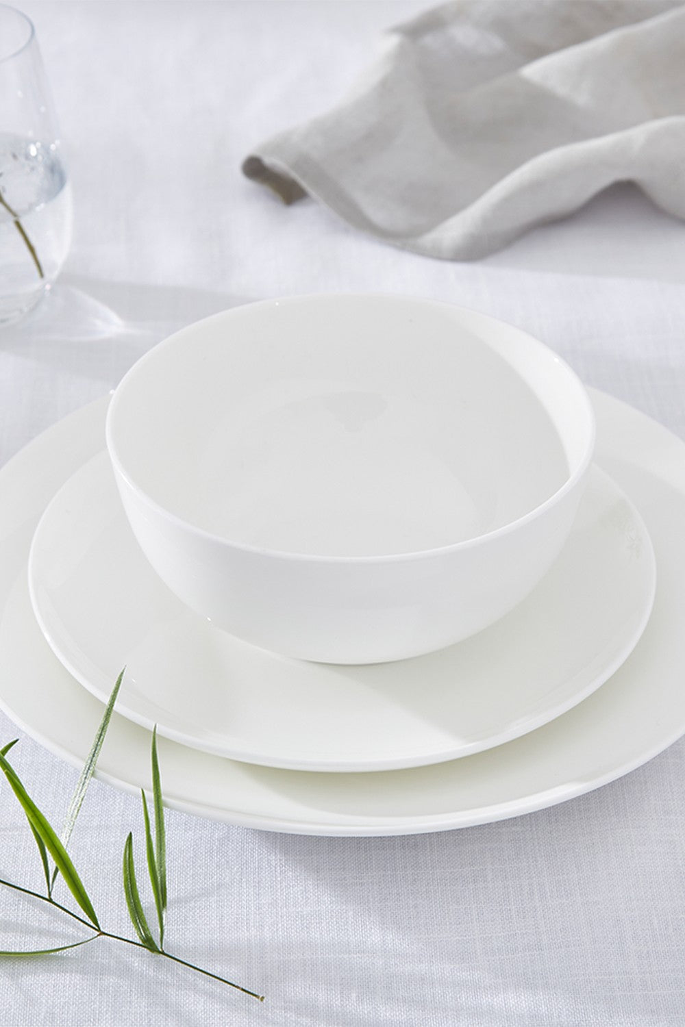 Portmeirion Sophie Conran Porcelain Coupe Dinner Set , 12 Piece Set, White