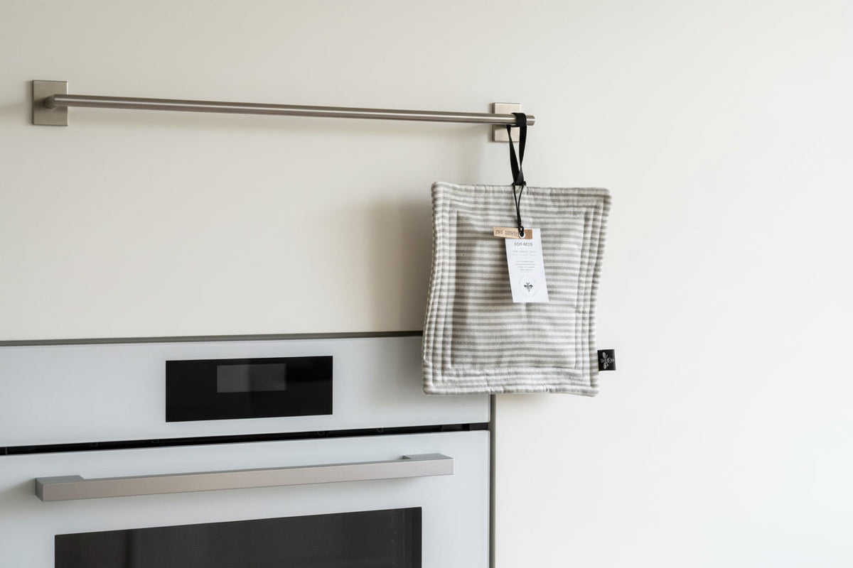 Lou-bees Linen Grey Striped Pot Holder