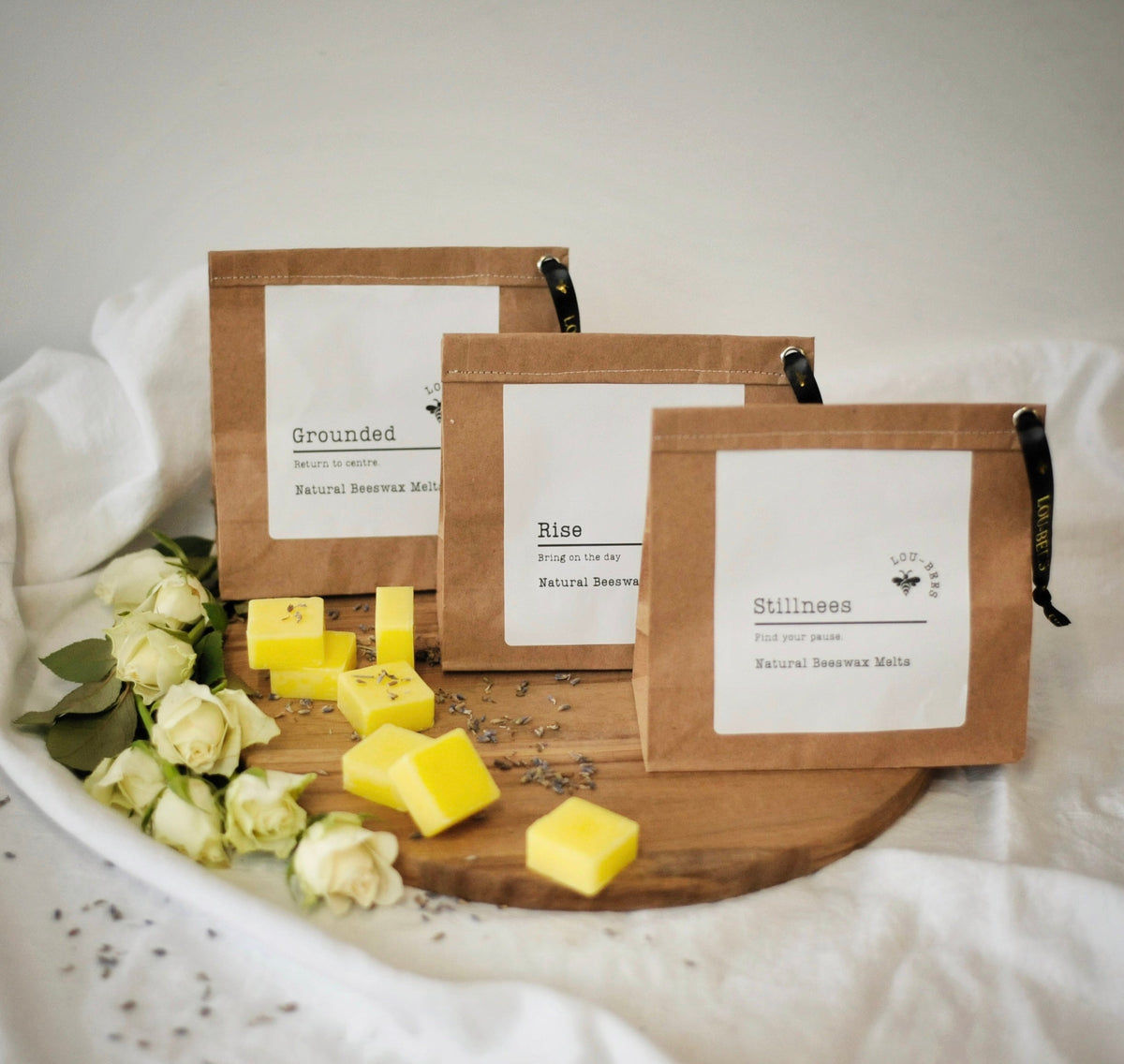 Lou-bees Grounded Natural Beeswax Melts - Sandalwood & Amber Fragrance