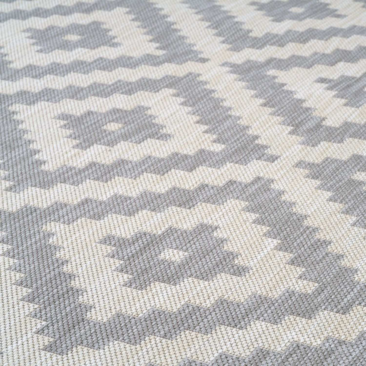 Ecology Outdoor Rug Grey 100G | The Rugs