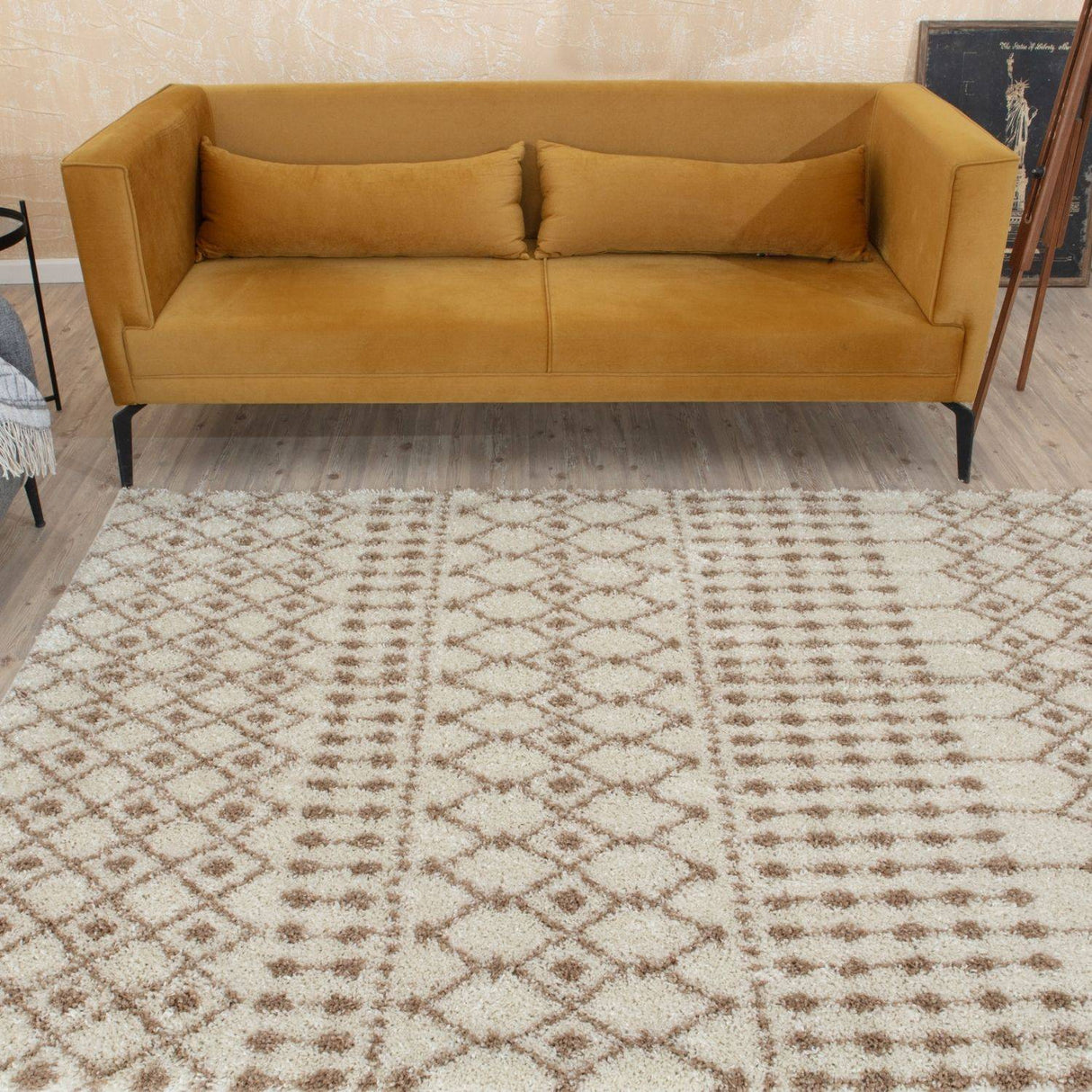 Moroccan Ivory Beige Shaggy Rug | 100% polypropylene