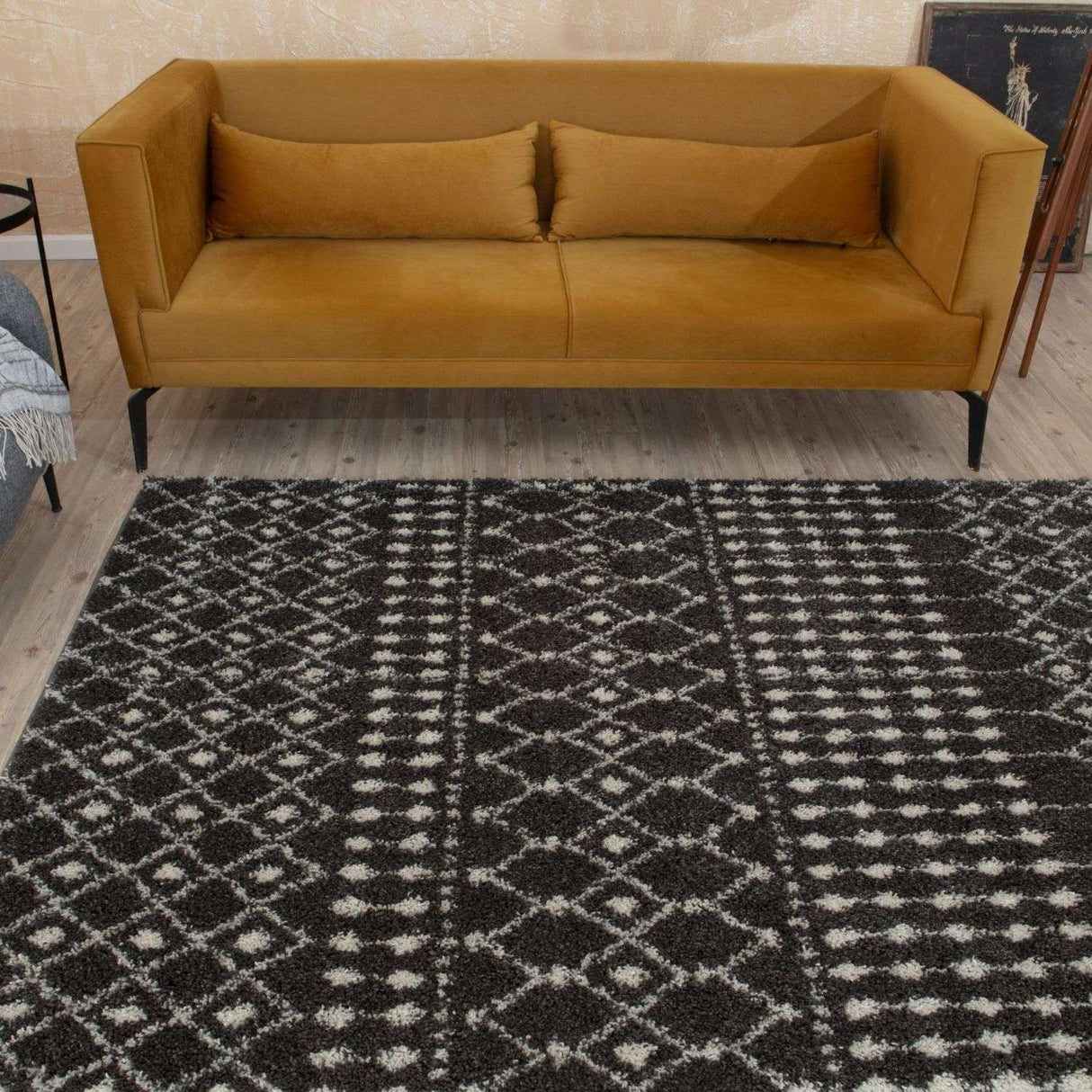 The Rugs Moroccan Dark Grey Shaggy Rug | 1040