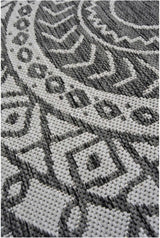 County Circle Indoor‑Outdoor Rug 11659A by The Rugs