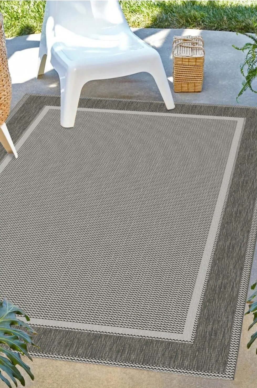 The Rugs’ Denver Bordered Indoor/Outdoor Rug | 1589
