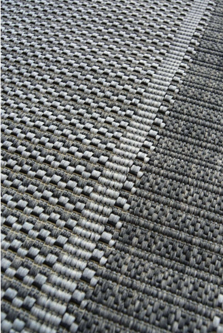 The Rugs’ Denver Bordered Indoor/Outdoor Rug | 1589