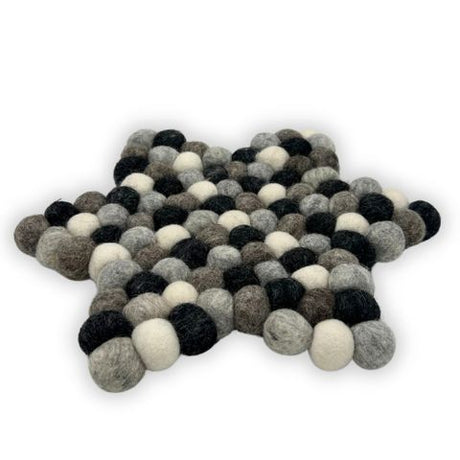 HatiNest Star Shape Felt Ball Centre Mat - Multi Grey