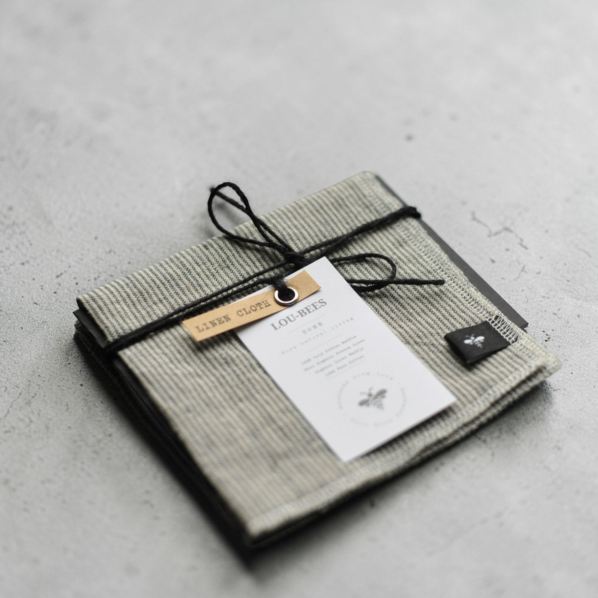 Lou-bees Striped Linen Cloth Set
