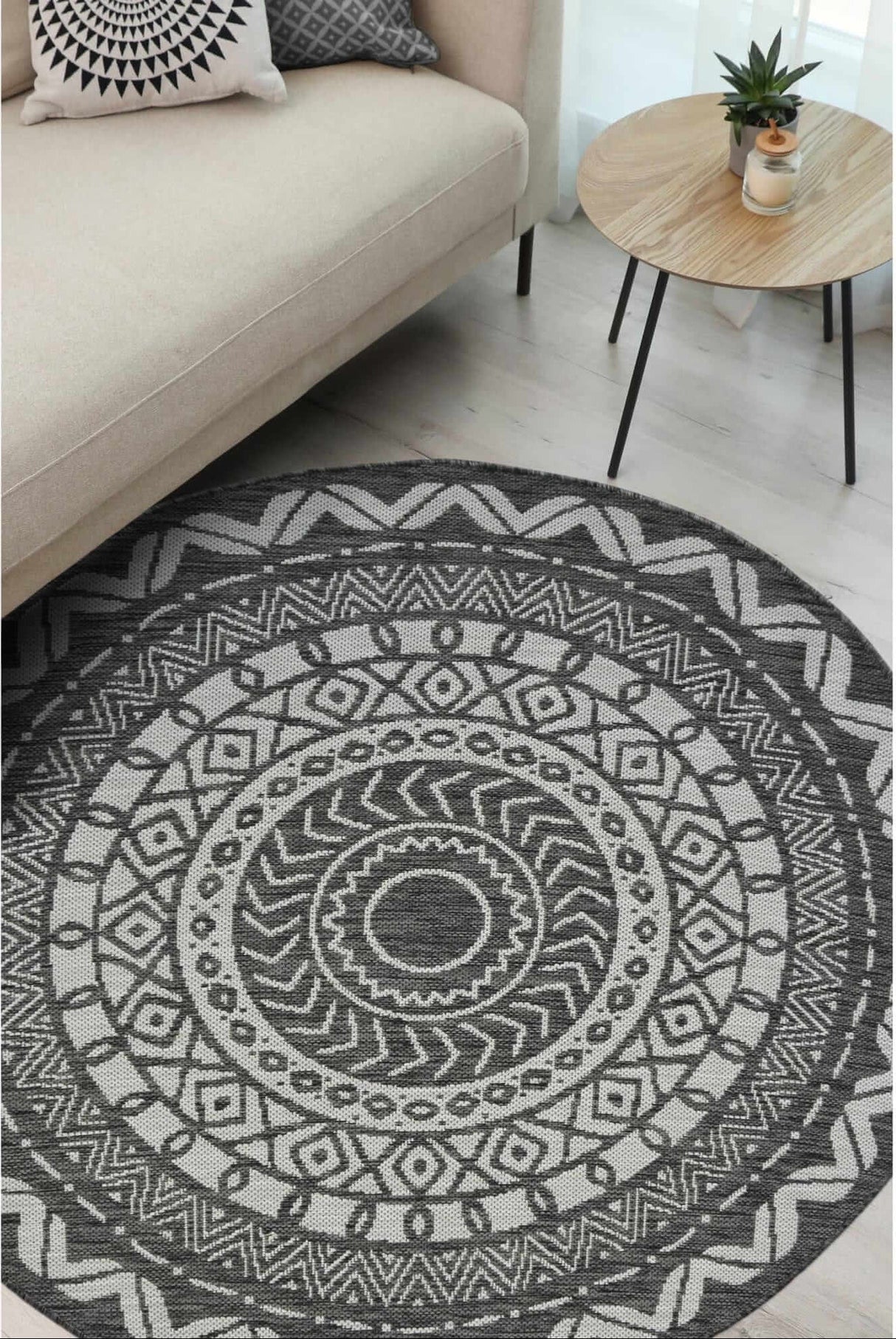 County Circle Indoor‑Outdoor Rug 11659A by The Rugs