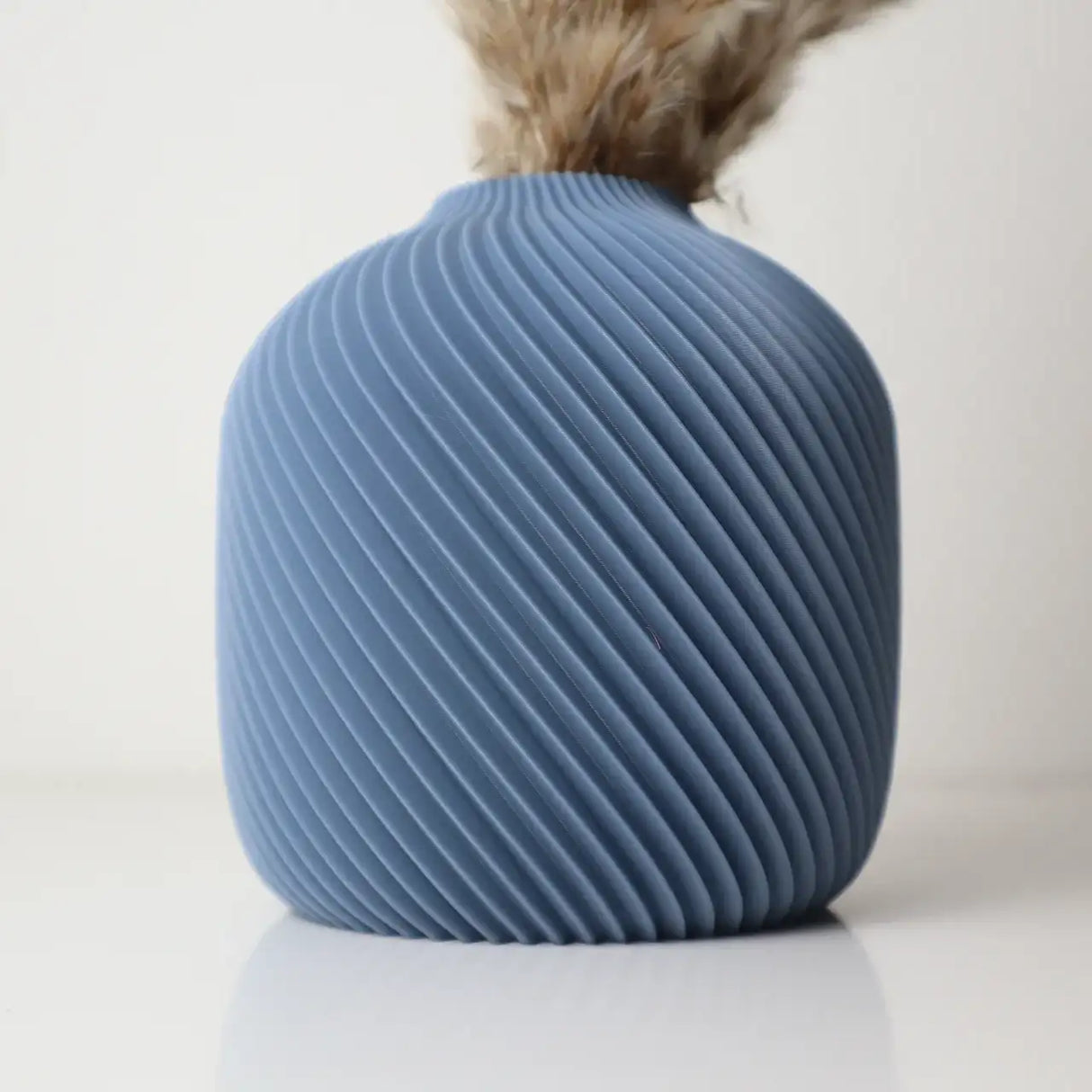 Filamora Studios Bold Spiral Mac Vase - 3D Printed