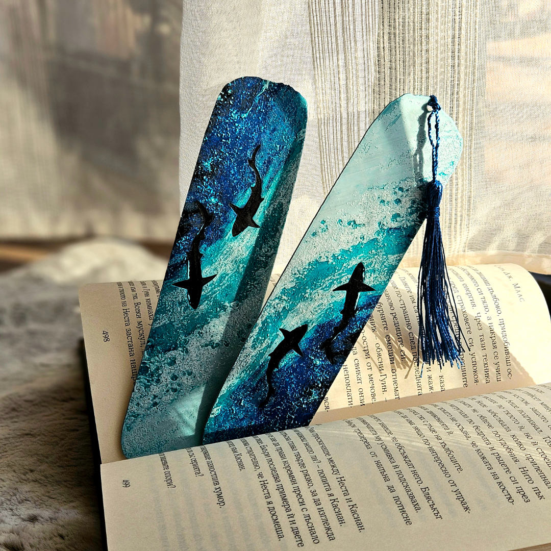 Filamora Studios Deep Blue Shark Bookmark Set