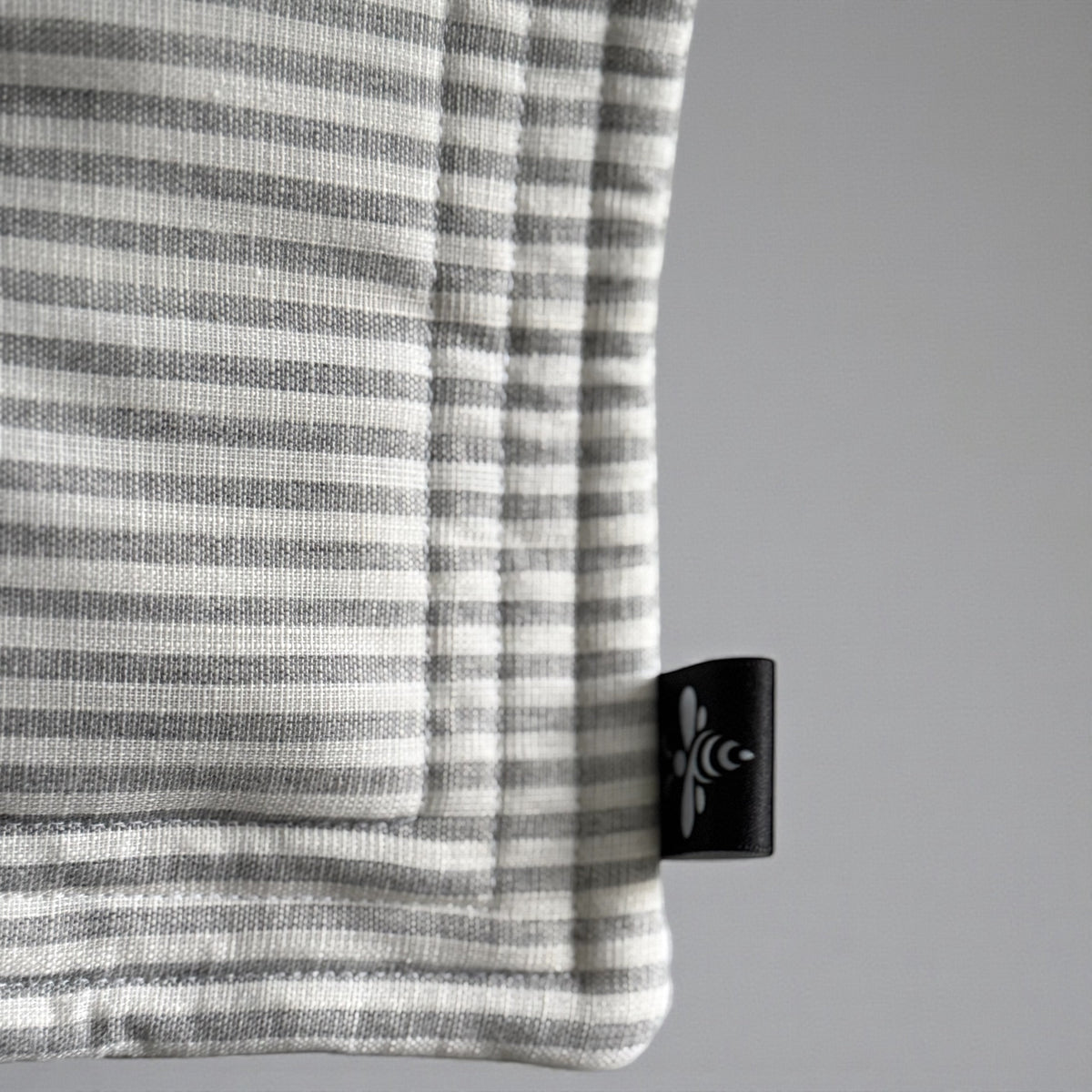 Lou-bees Linen Grey Striped Pot Holder
