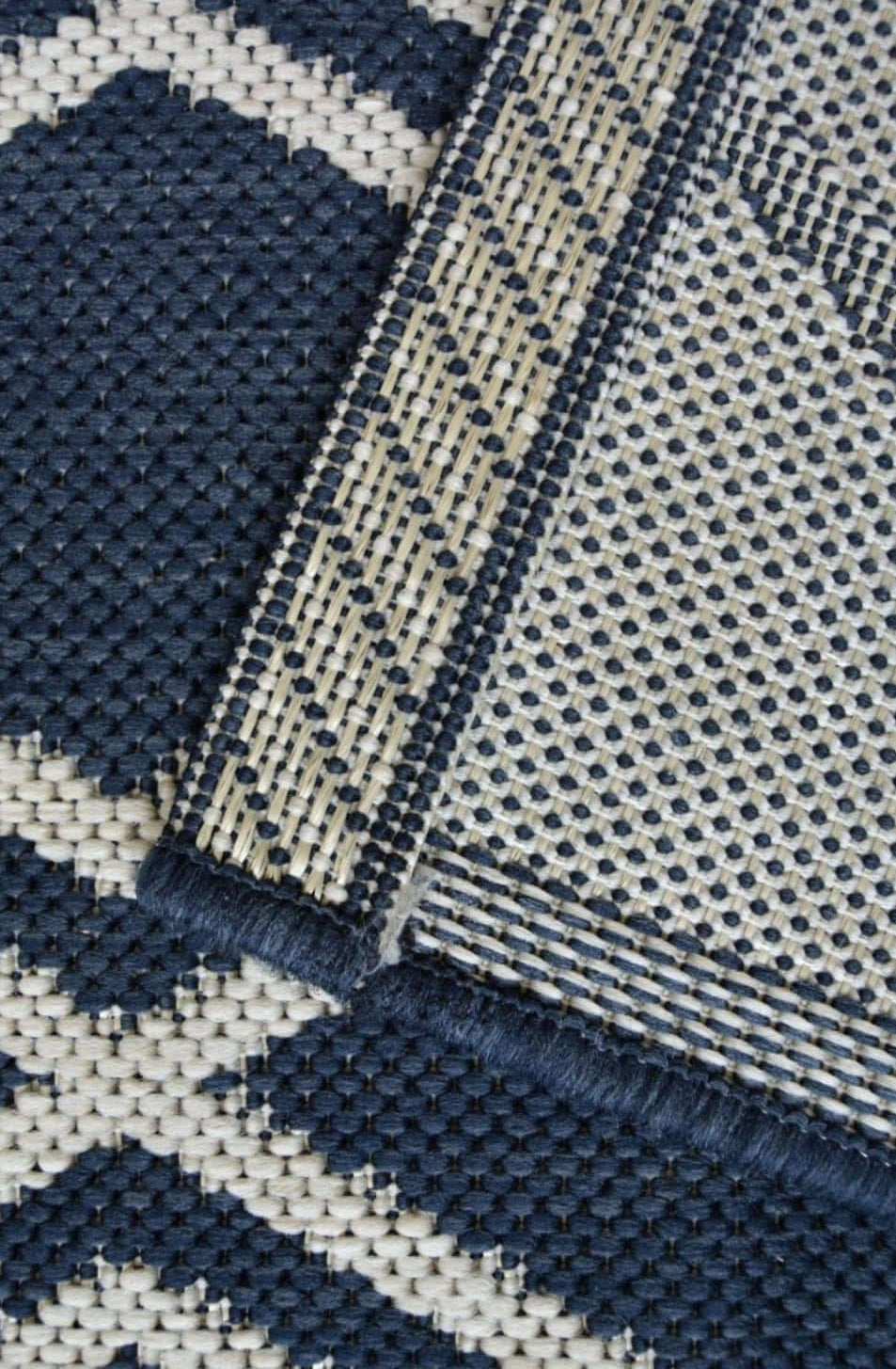 County Diamonds Indoor‑Outdoor Rug 11651A by The Rugs