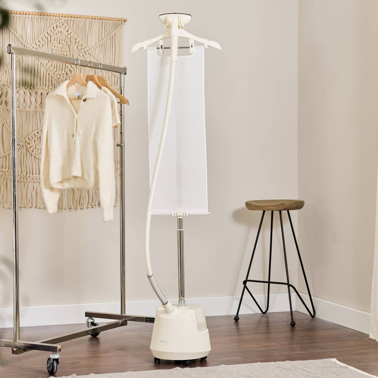 Fridja F1200 Clothes Steamer Pro - 2200W