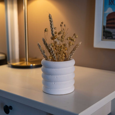 Gloria Home White Concrete Fold Pot Planter