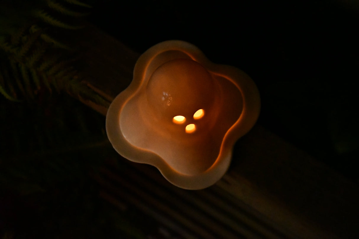 4AM Studio Ghost Tealight Holder