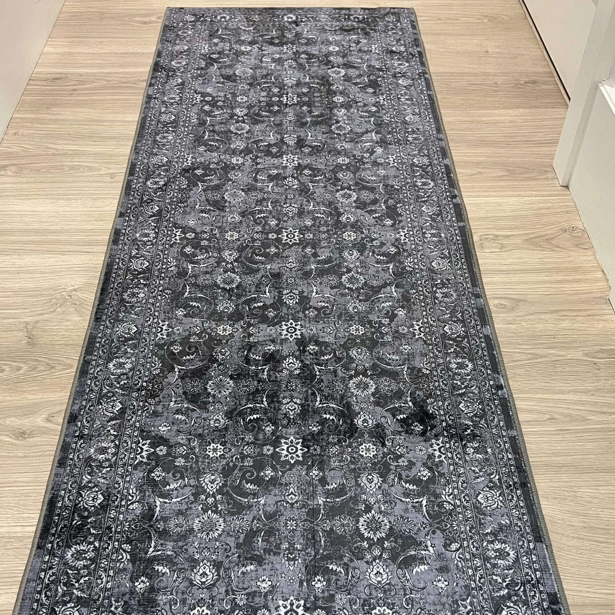 Nuza Vintage Washable Rug | The Rugs