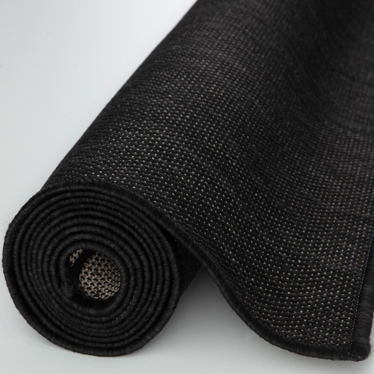 Ecology Outdoor Rug Black | 500B