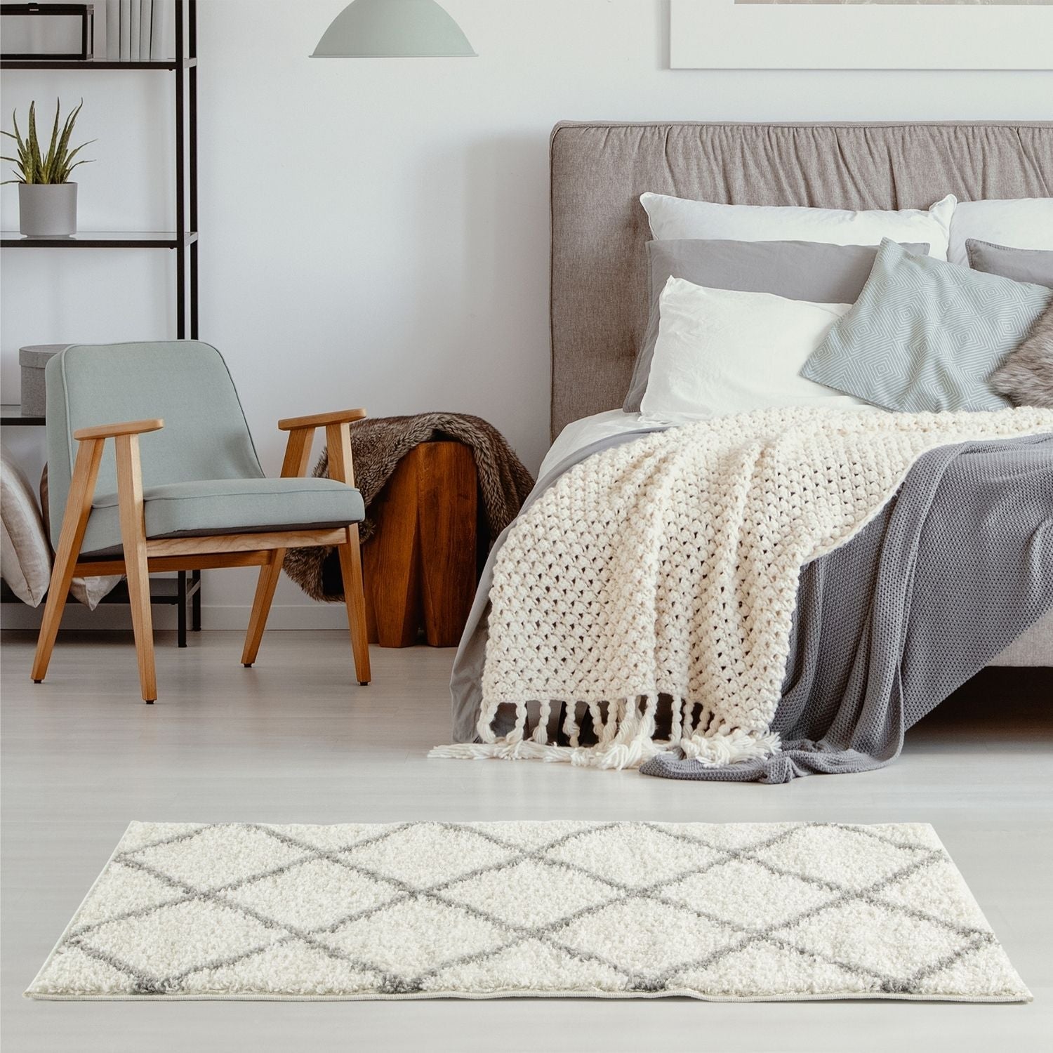 Moroccan Ivory Shaggy Rug 500 | The Rugs