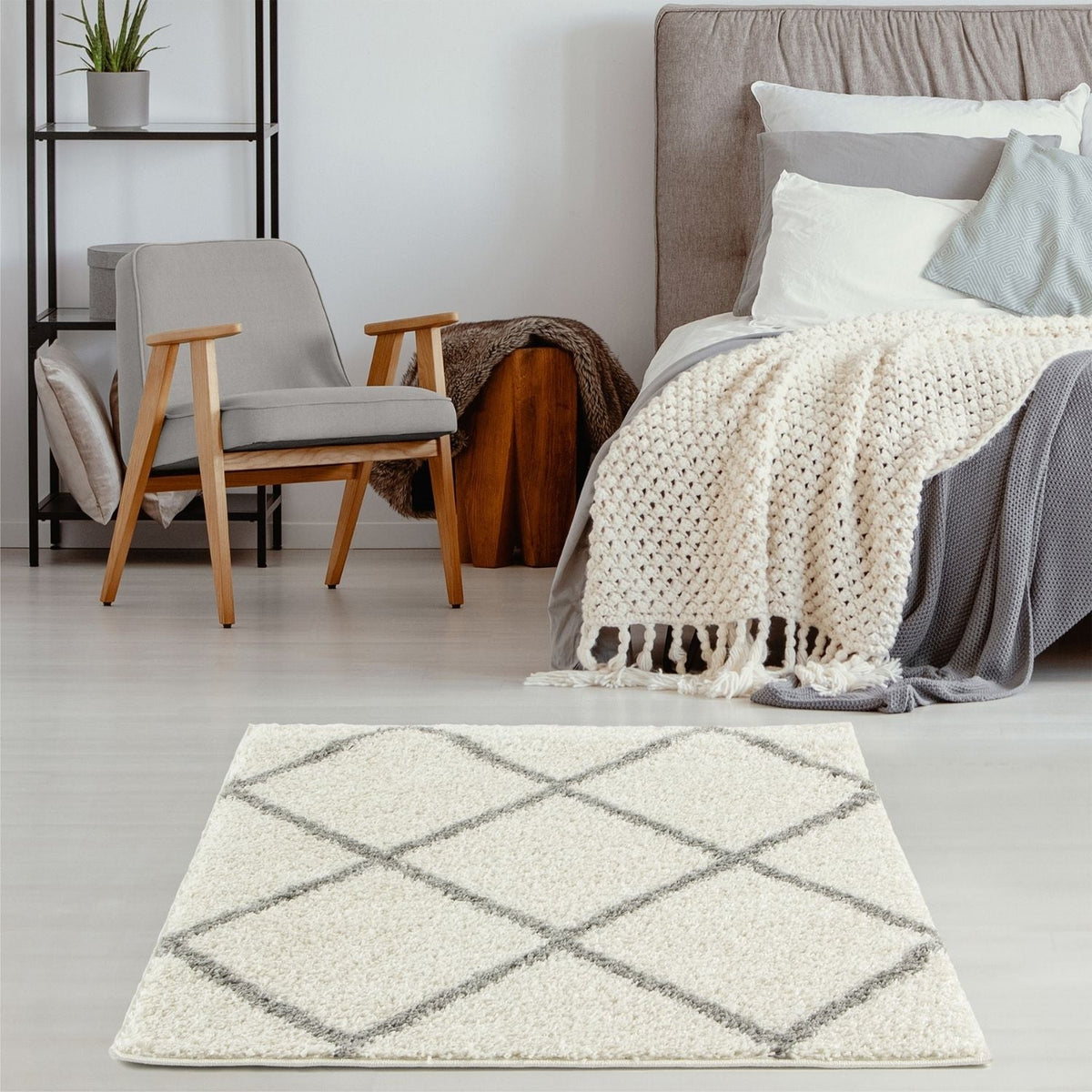 Moroccan Ivory Shaggy Rug 500 | The Rugs