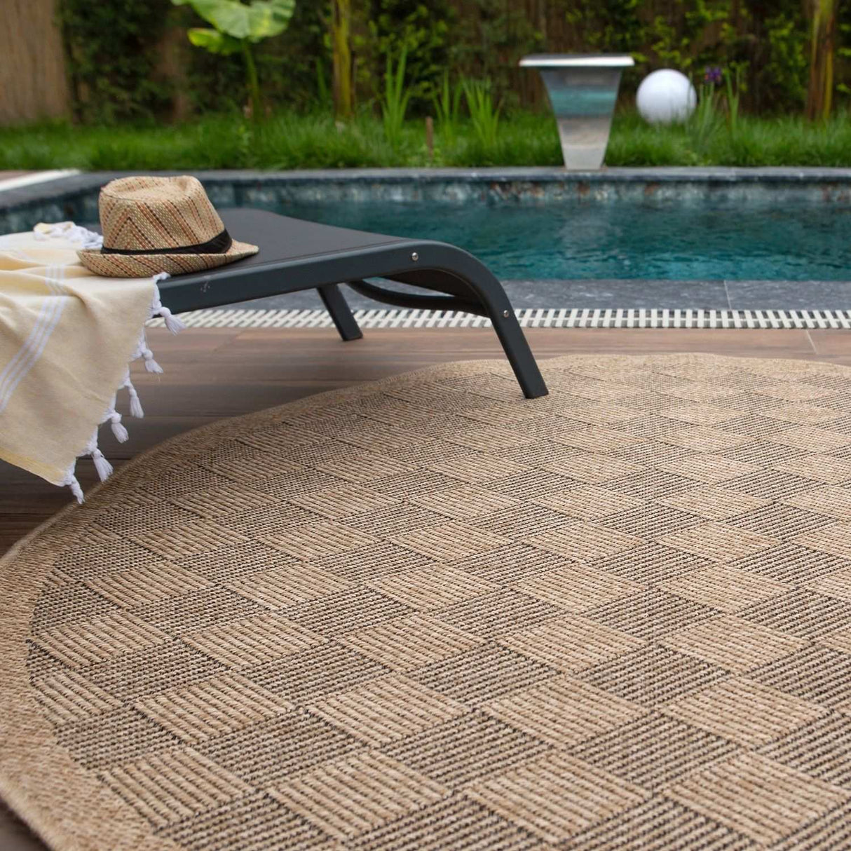 Nature Outdoor Rug Dark Grey 5300DG | The Rugs