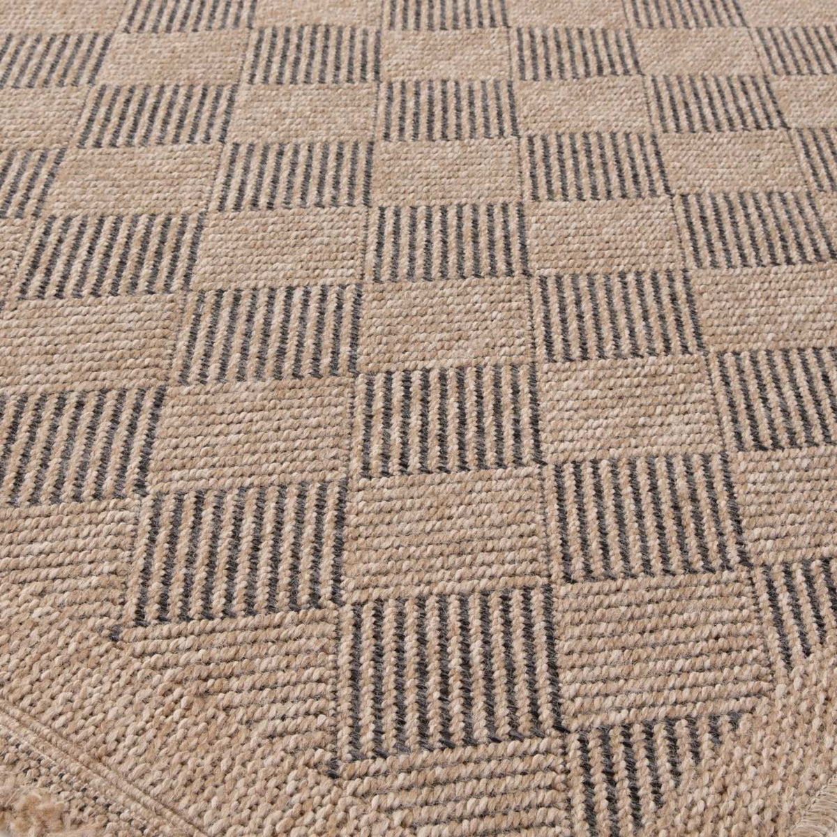 Nature Outdoor Rug Dark Grey 5300DG | The Rugs