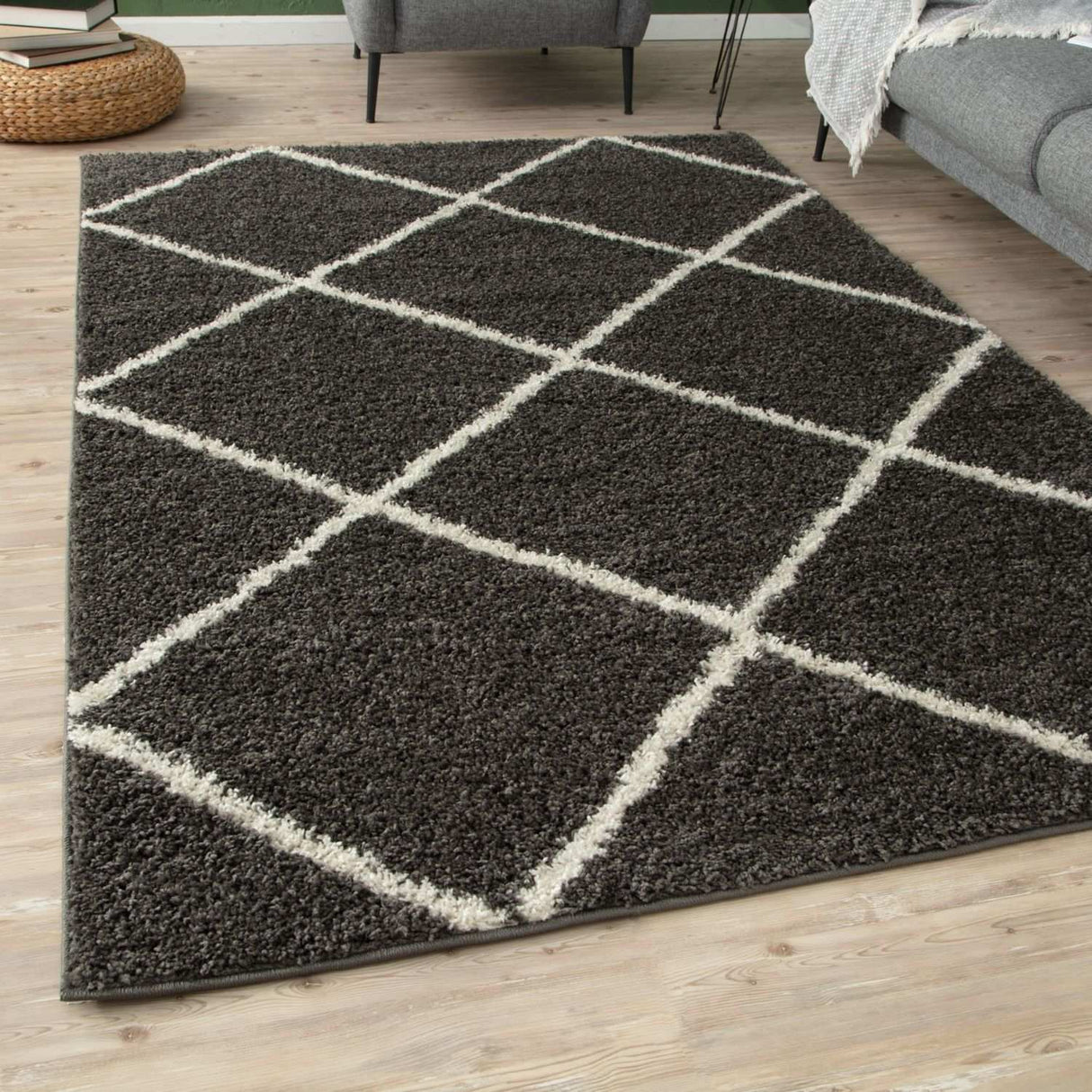Moroccan Dark Grey Shaggy Plush Indoor Floor Rug 540 | The Rugs