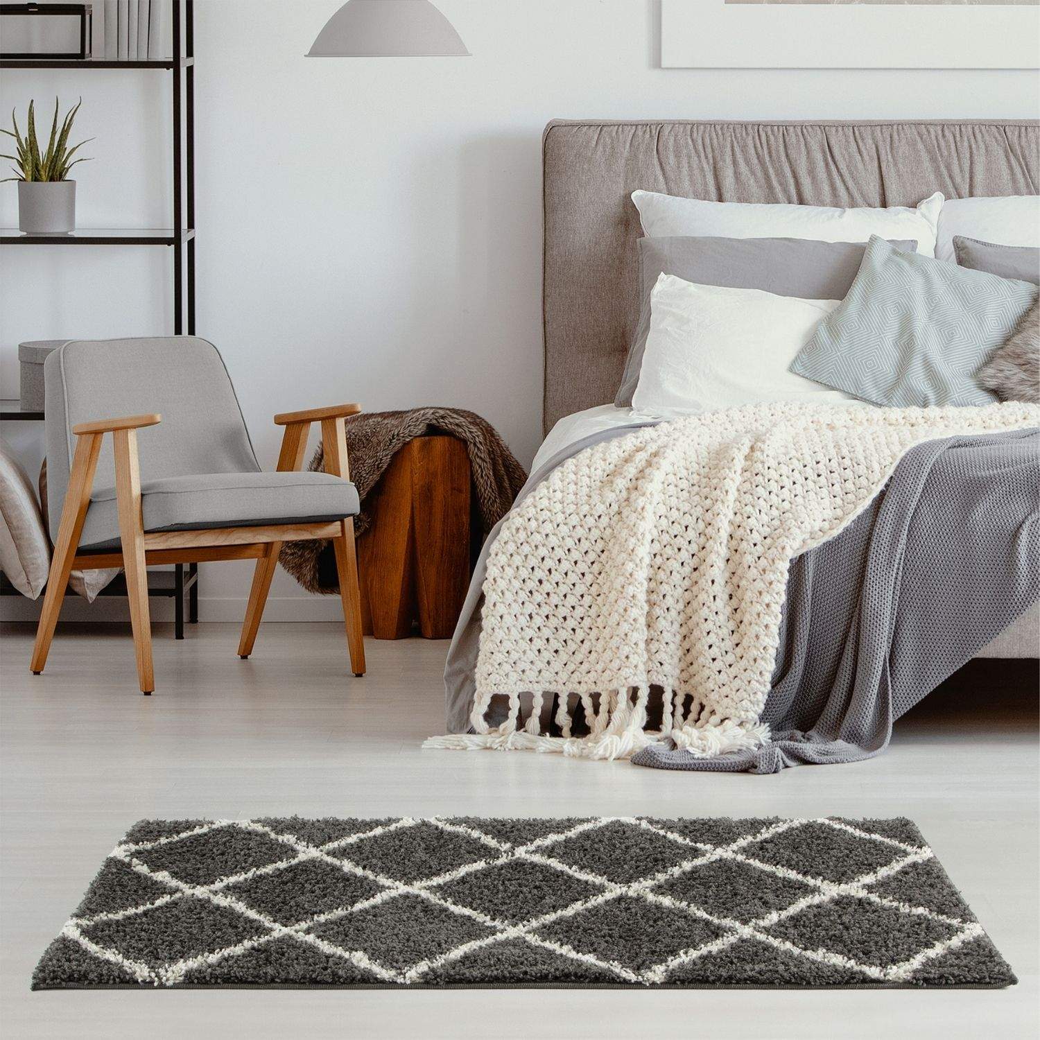 Moroccan Dark Grey Shaggy Plush Indoor Floor Rug 540 | The Rugs