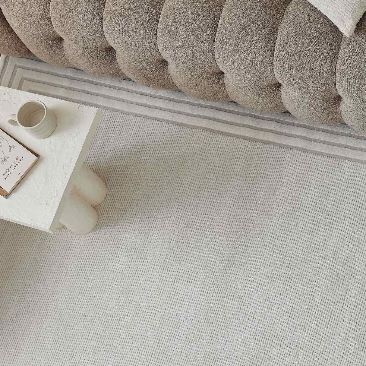 Carmel Cream Bordered Rug | 6060 - Plush 10mm pile