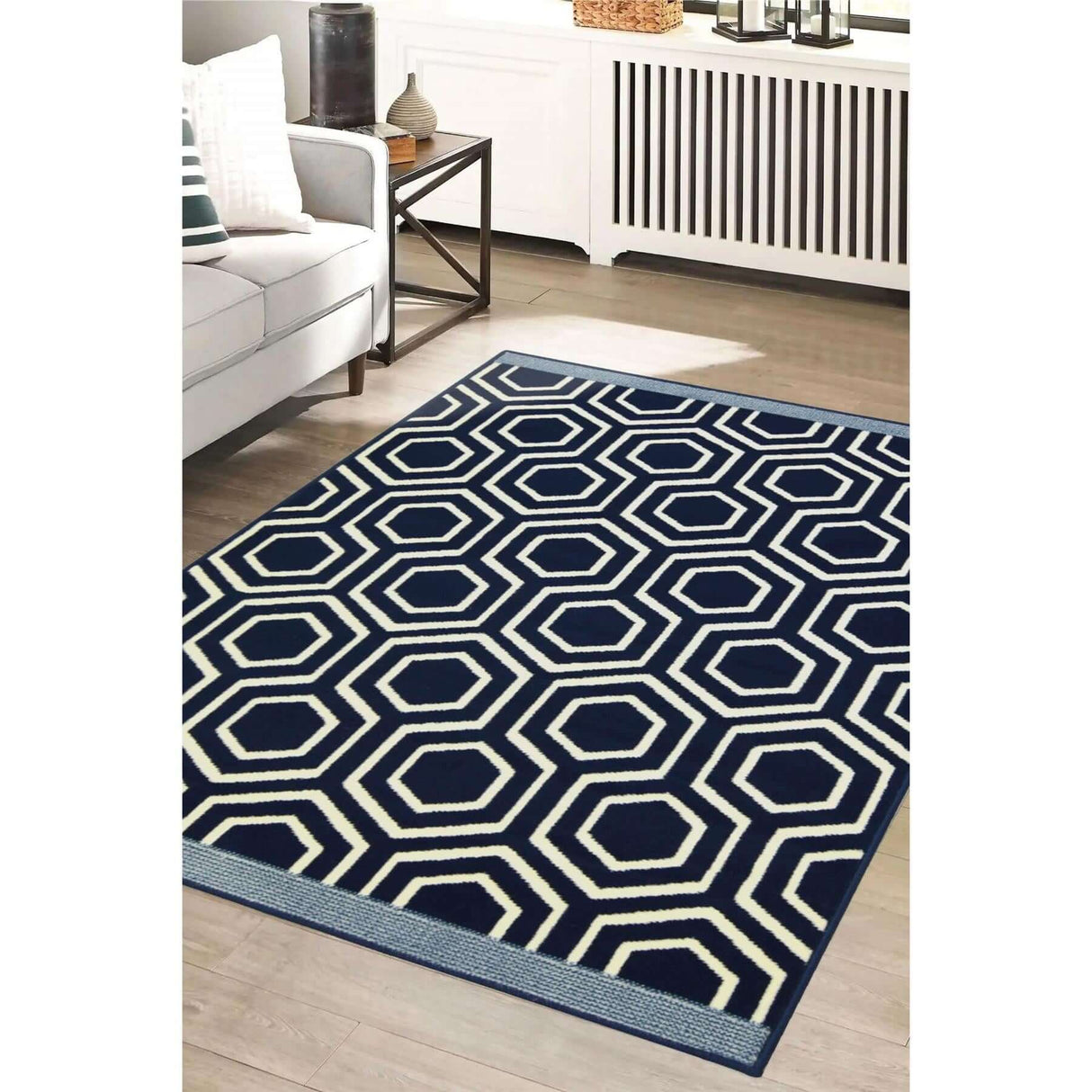 Maestro Honeycomb Navy Rug | 100% polypropylene