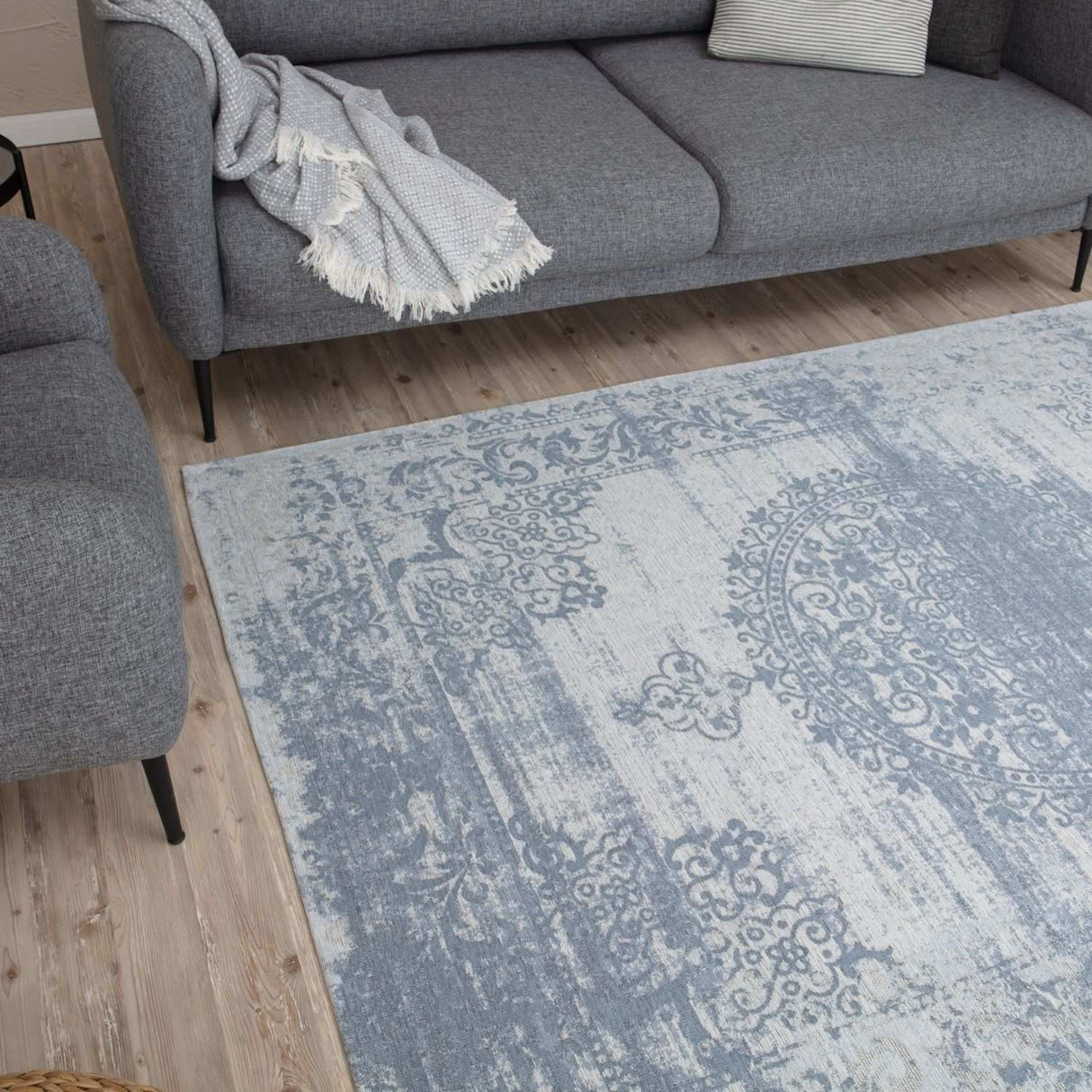 Washable Rug Carina Blue 6945 by The Rugs