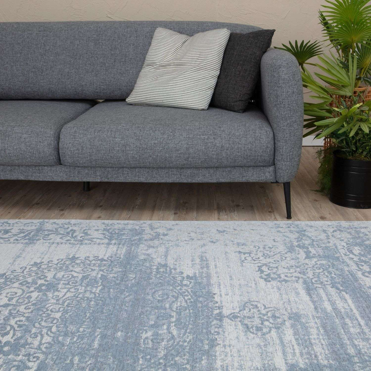 Washable Rug Carina Blue 6945 by The Rugs