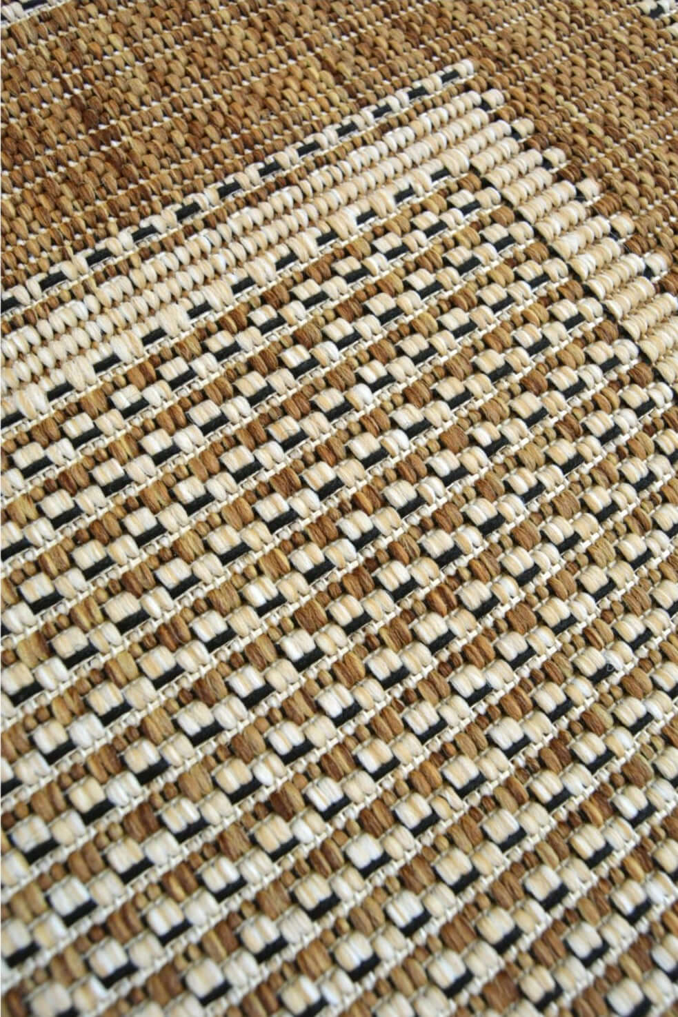 The Rugs’ Denver Bordered Indoor/Outdoor Rug | 1589