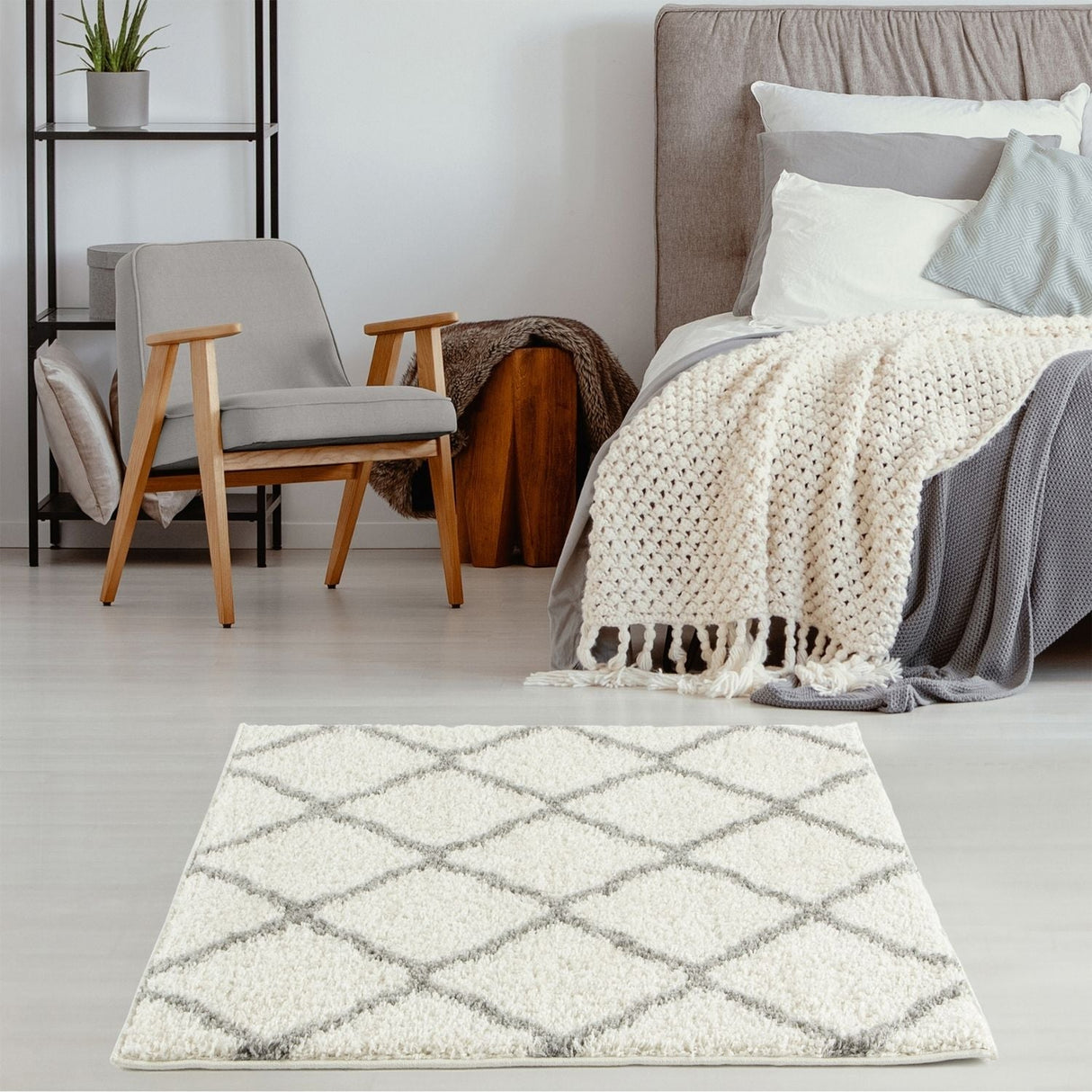 Moroccan Ivory Shaggy Rug 700 | The Rugs