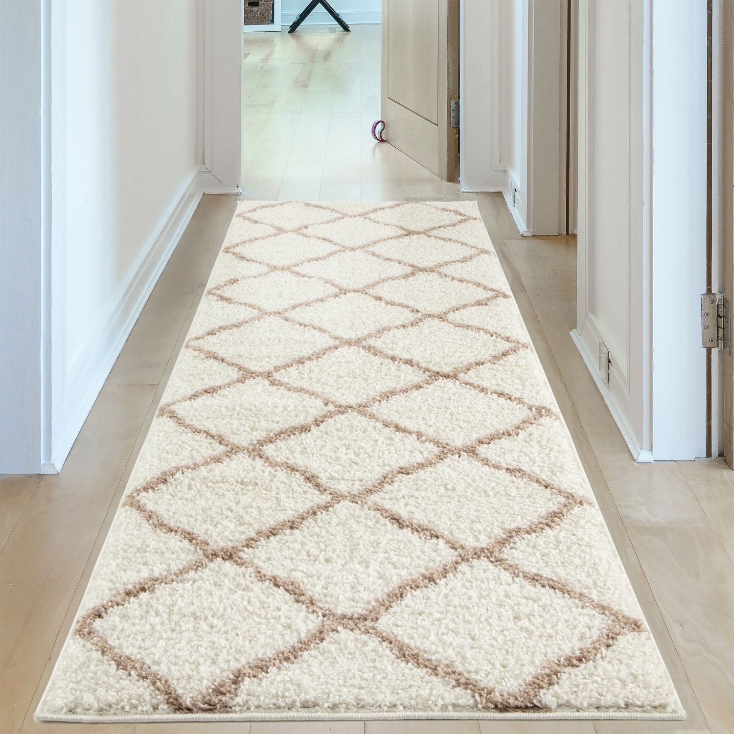 Moroccan Ivory Shaggy Rug 730 by The Rugs