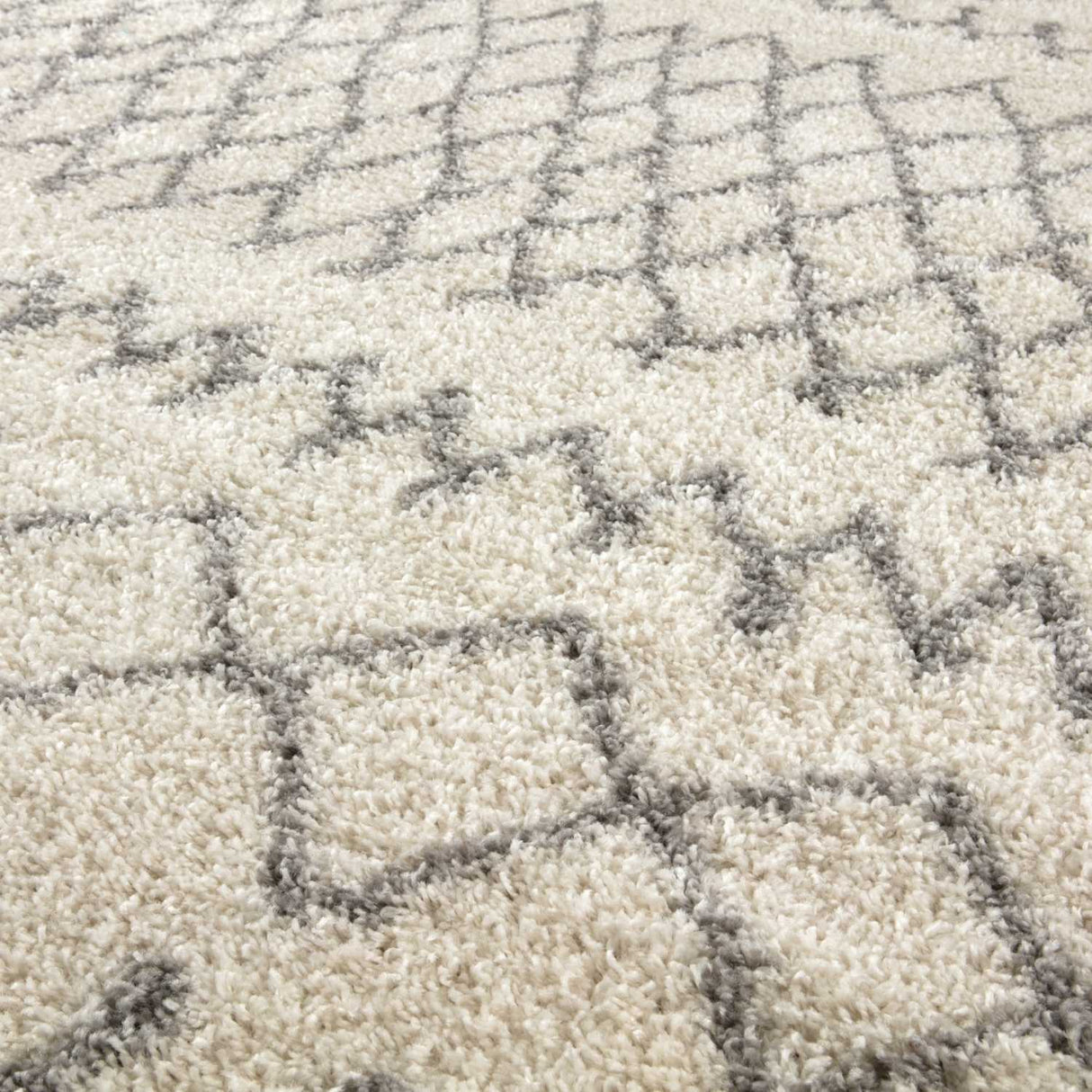Moroccan Ivory Grey Shaggy Rug 900 | The Rugs
