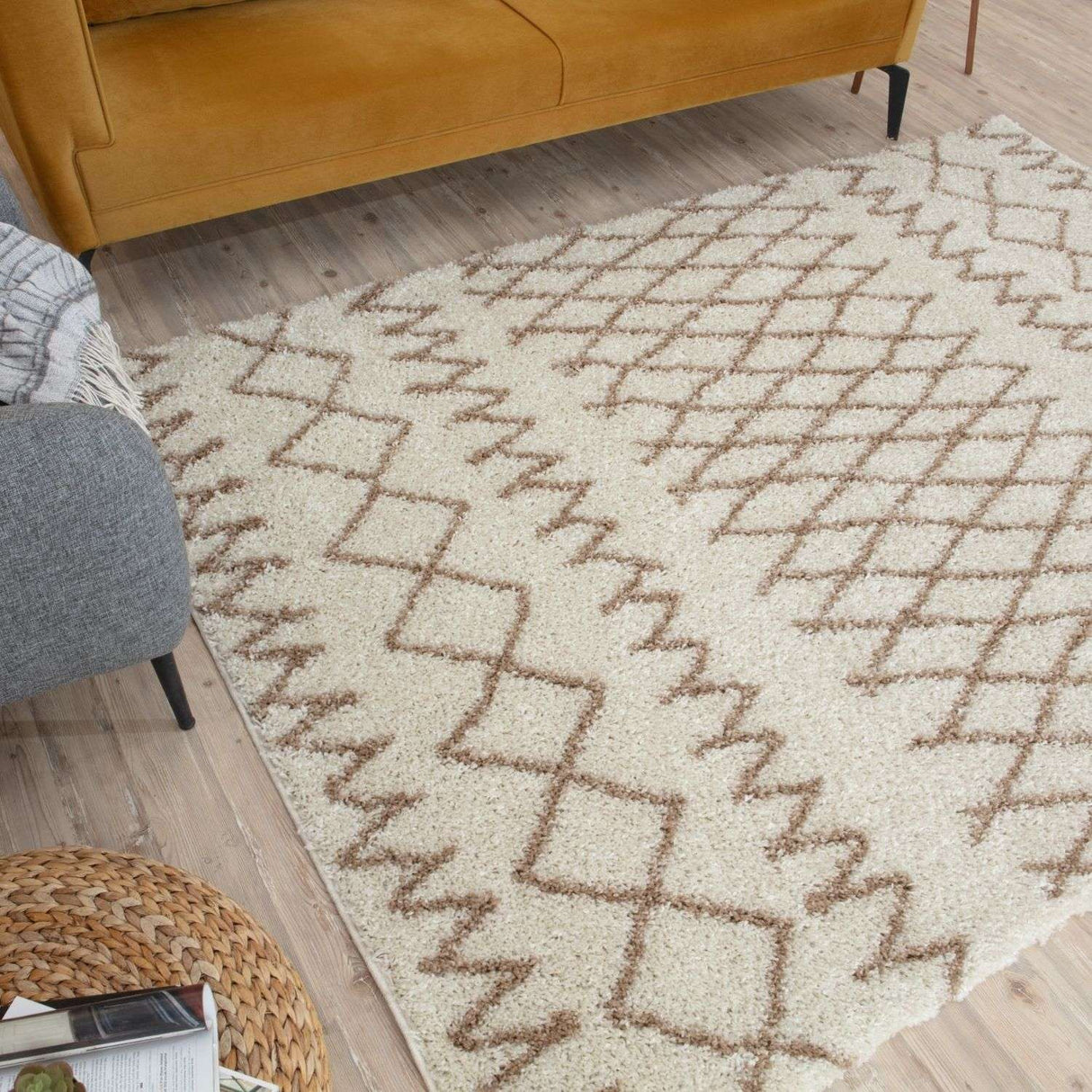 Moroccan Ivory Beige Shaggy Rug | 100% polypropylene